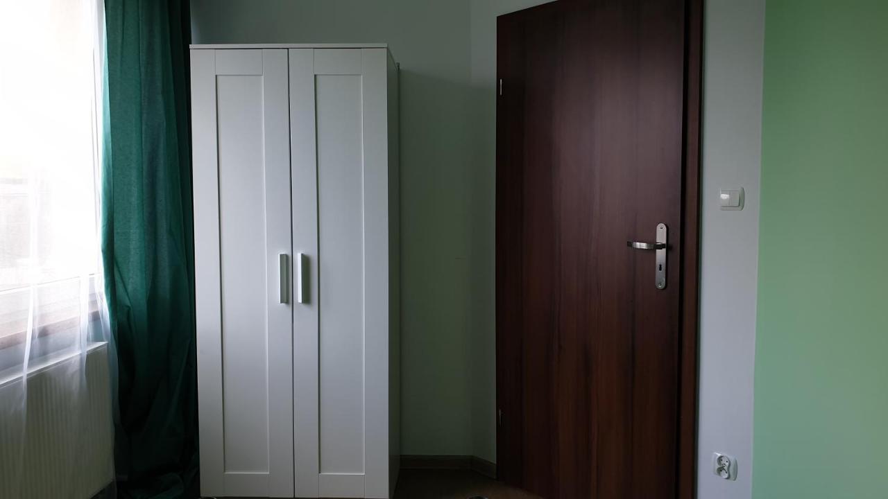 Tanie Spanie Miedzylesie  Ngoại thất bức ảnh